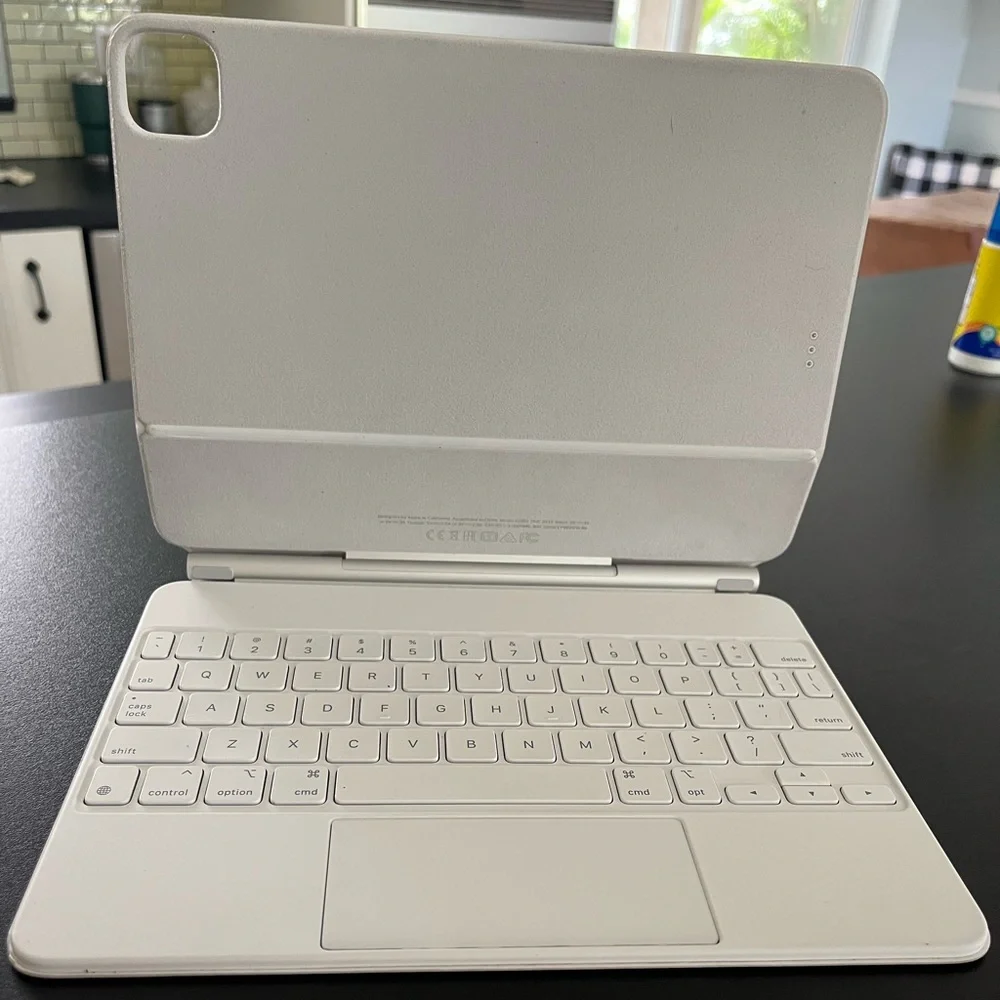 Magic Keyboard for IPAD pro 11-inch and IPAD Air (5th generation)